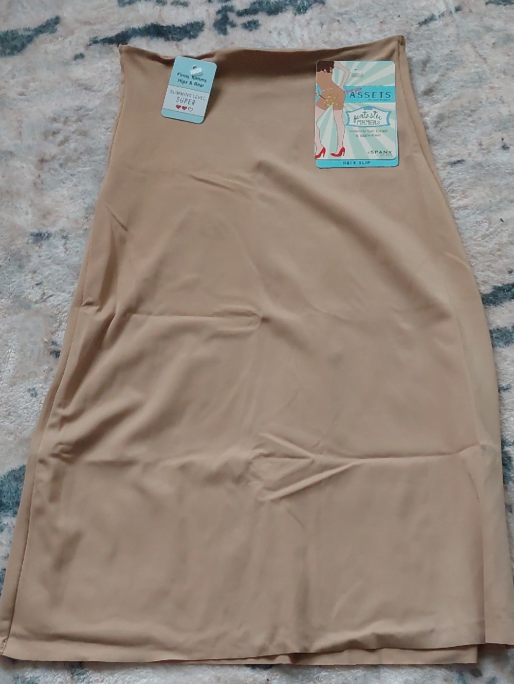 Spanx Assets 1/2 Slip Slimming Skirt Nude Sz M